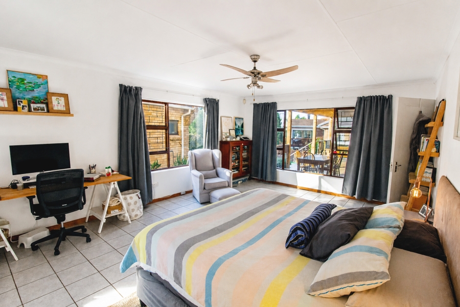 3 Bedroom Property for Sale in Wavecrest Eastern Cape
